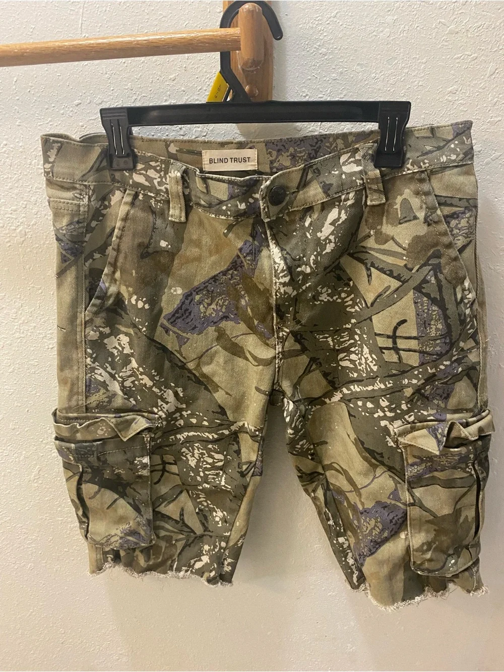 Men's Olive Camo Utility Cargo Shorts